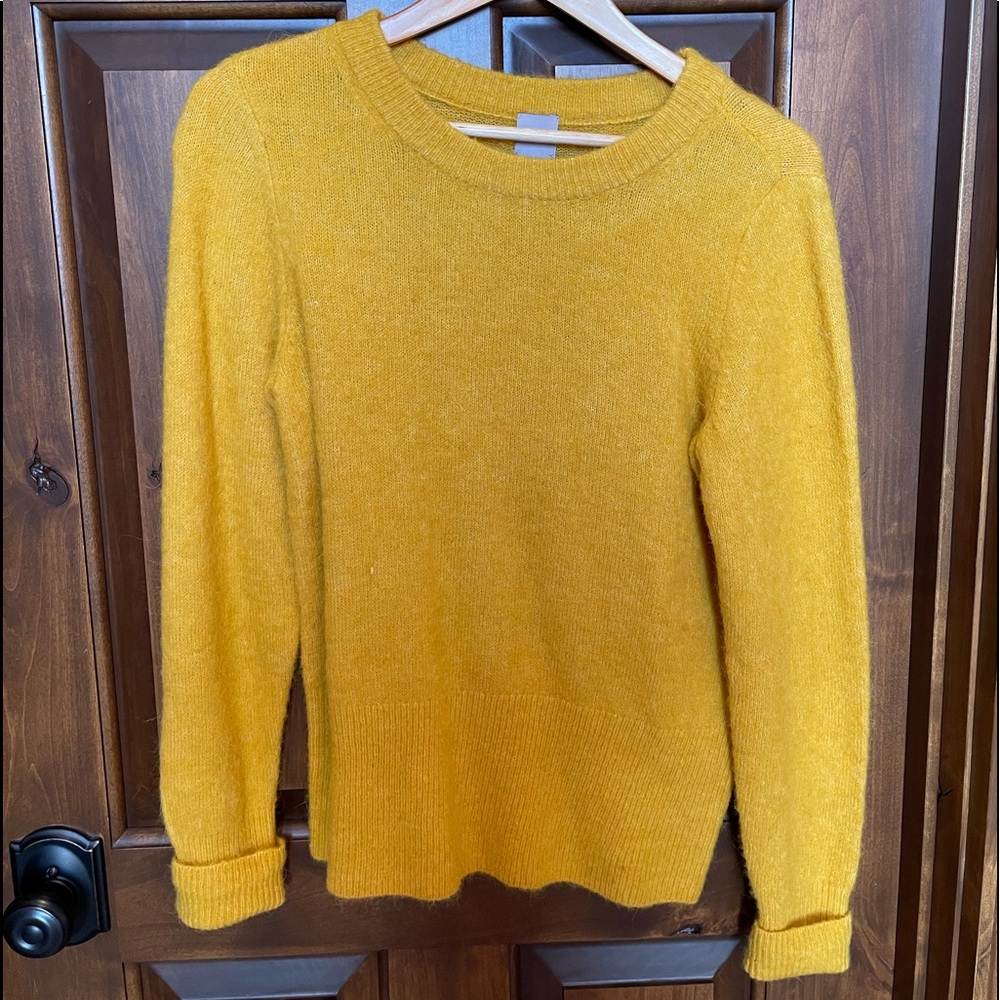 Yellow sweater